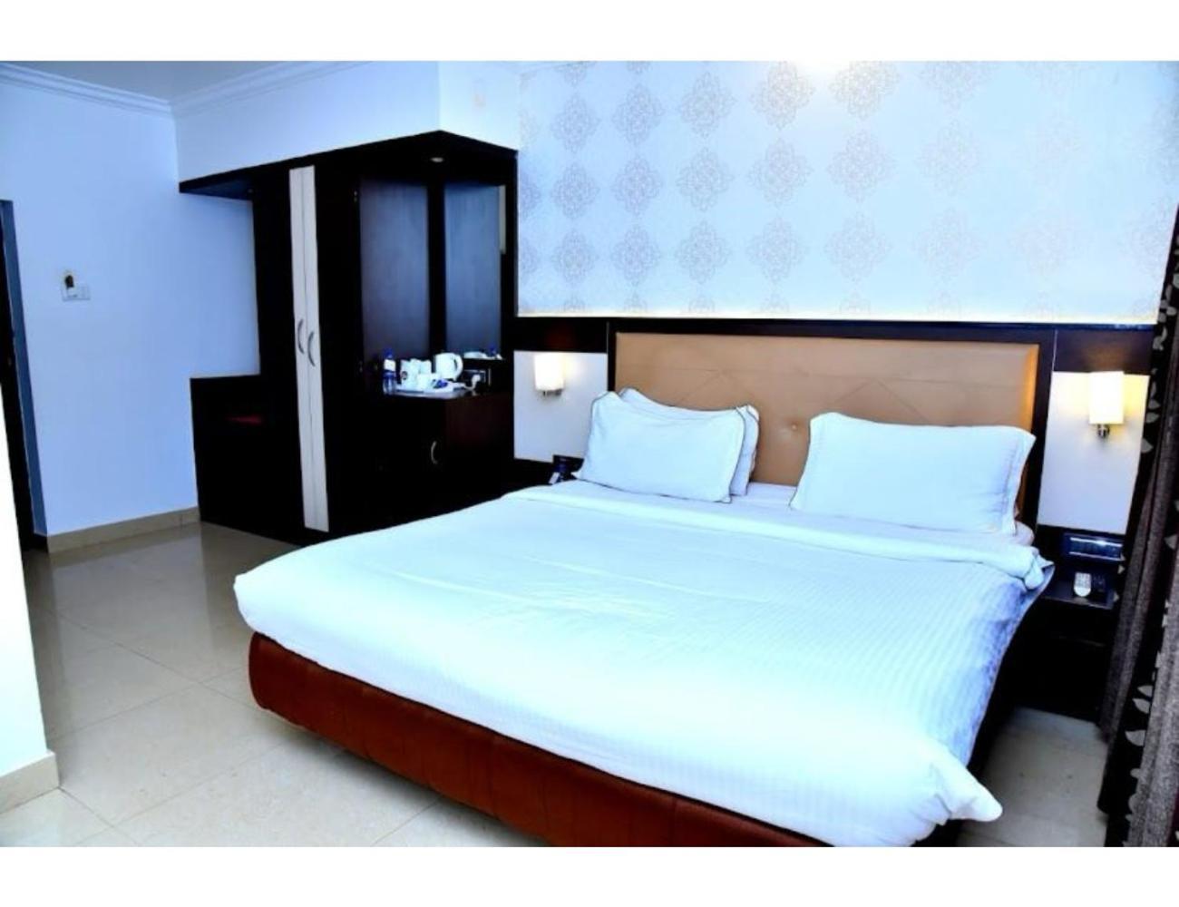 The Grand Krishna Luxury Hotel, Chikmagalur Luaran gambar